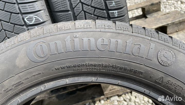 Continental ContiWinterContact TS 830 P 225/55 R17