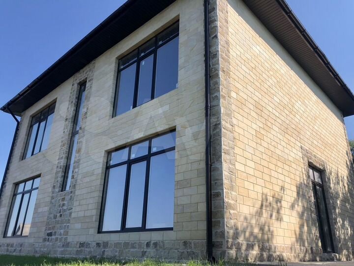 Дом 207 м² на участке 6 сот.