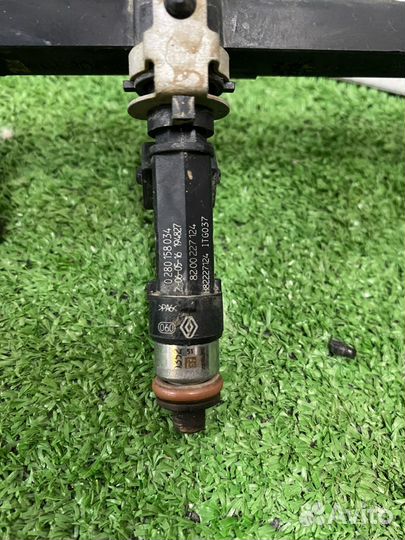 Топливная рампа Renault Logan 2