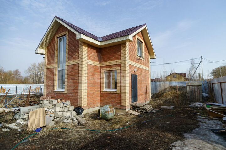 Дом 90 м² на участке 12 сот.