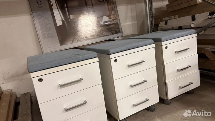 Тумба офисная подкатная