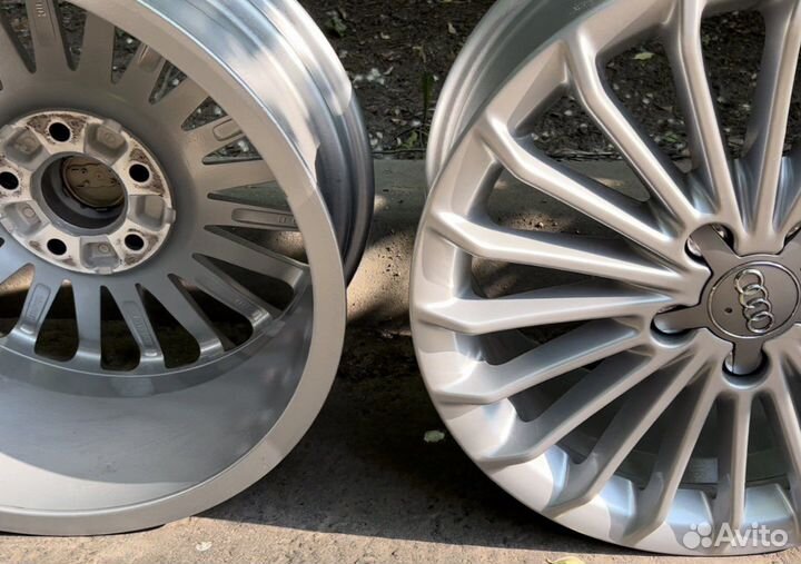 Комплект оригинальных дисков на Audi A4 B8