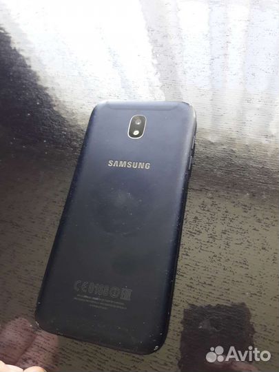 Телефон Samsung j5