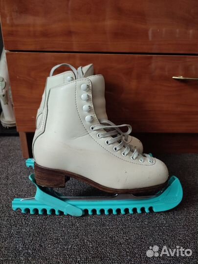 Коньки фигурные wifa 32