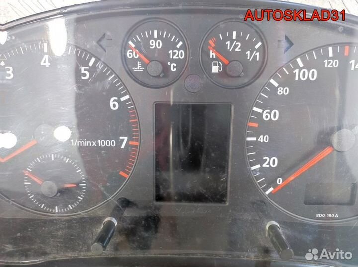 Панель приборов Audi A4 B5 8D0919033 Бензин