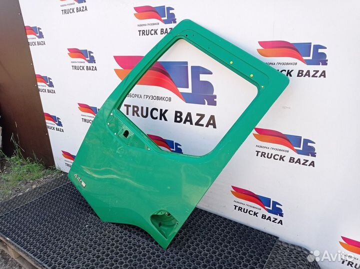 Дверь левая Renault Premium