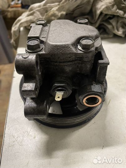 Насос гидроусилителя Mazda 6 GG 2002-2008