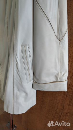 Куртка кожаная женская