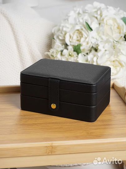 Шкатулка для ювелирных украшений