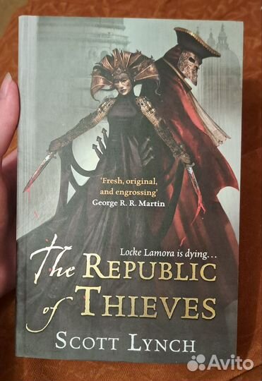 Scott Lynch - The Republic of Thieves