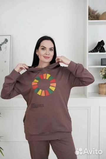 Костюм спортивный