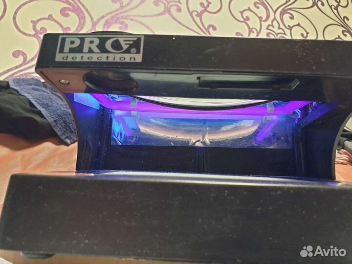 Японский детектор банкнот