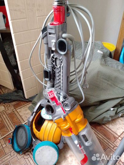 Пылесос Dyson DC24