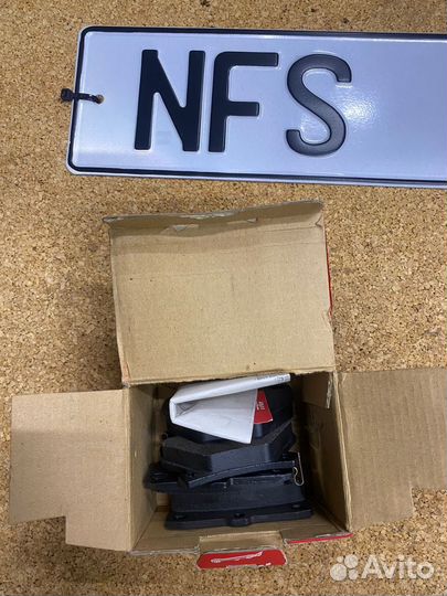 Тормозные колодки toyota Corolla 0446620090