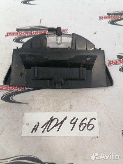 Фонарь задний (стоп сигнал) Logan H4MD438 L8