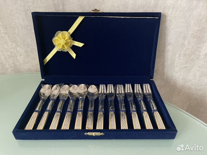 Набор вилок и ложек для десерта