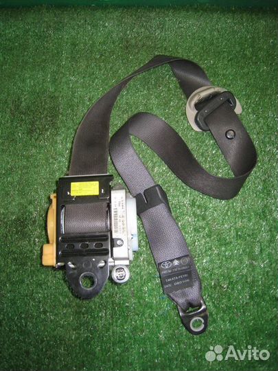 Ремень безопасности передний правый Toyota Avensi