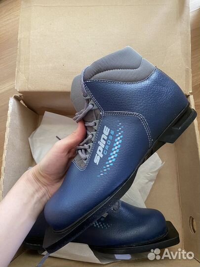 Spine cross лыжные ботинки 40 новые