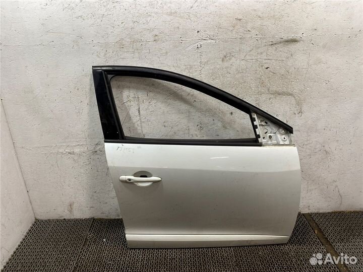 Дверь боковая Renault Megane 3 2009, 2012