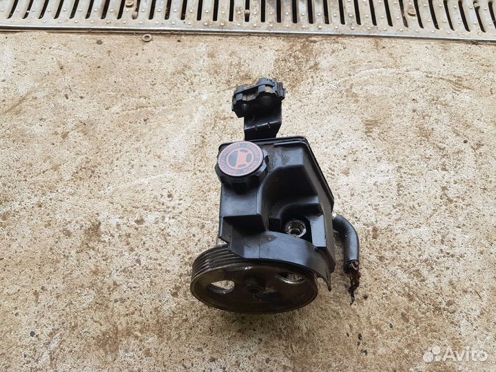 Насос гура peugeot 206