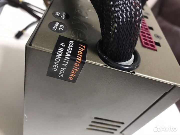 Блок питания toughpower XT thermaltake 775W