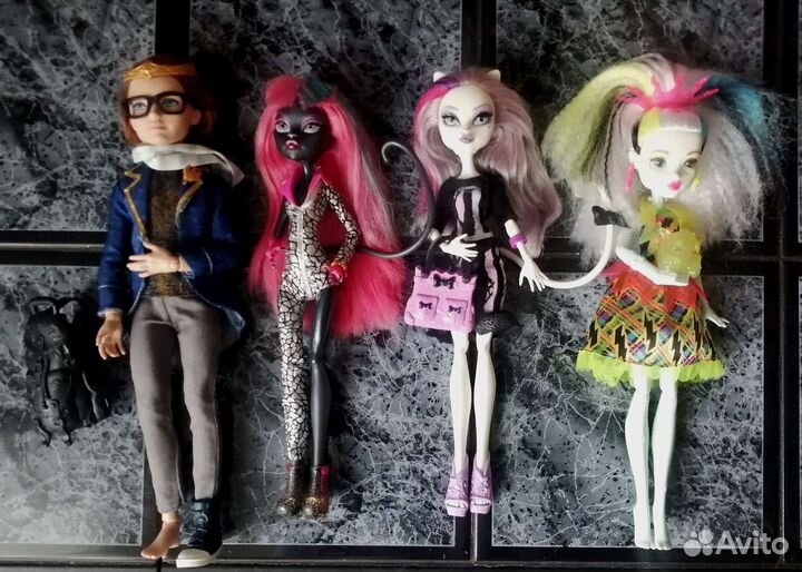 Куклы Барби, монстер хай, леди баг, LOL OMG Эльза