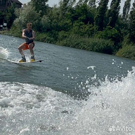 Катание на вейкборде (вэйке), лыжах, таблетке