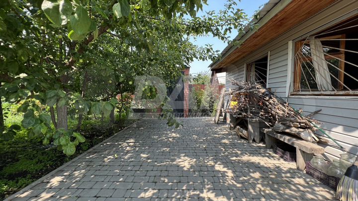 Дача 30 м² на участке 4 сот.