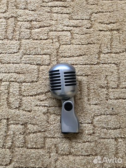 Ретро микрафон AKG