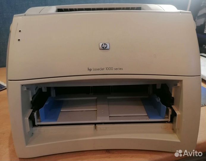 Принтер HP laserjet 1000