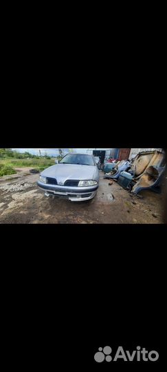 Mitsubishi carisma в разбор