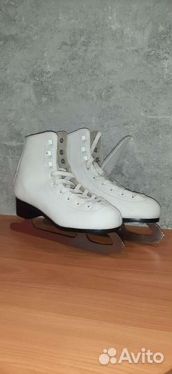 Коньки детские