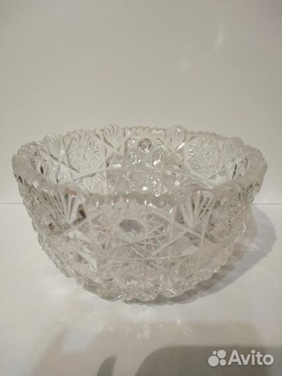 Вазы, конфетницы, салатники из хрусталя
