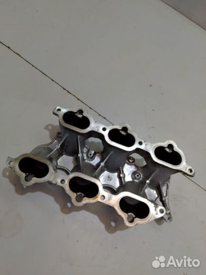 Коллектор впускной нижняя часть двигатель 3,5л