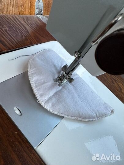 Швейная машинка чайка 134