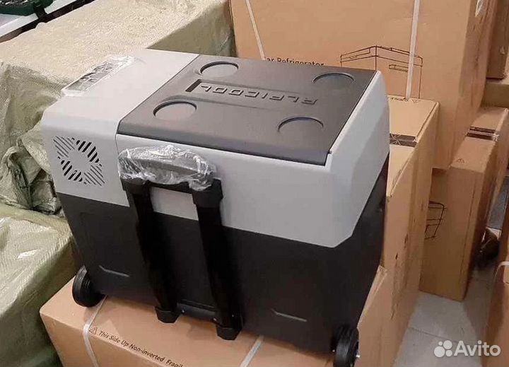 Автомобильный холодильник