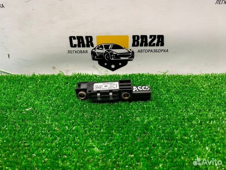 Датчик airbag Audi A4