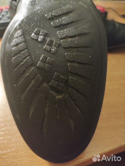 Полуботинки 39,5натуральная кожа tamaris