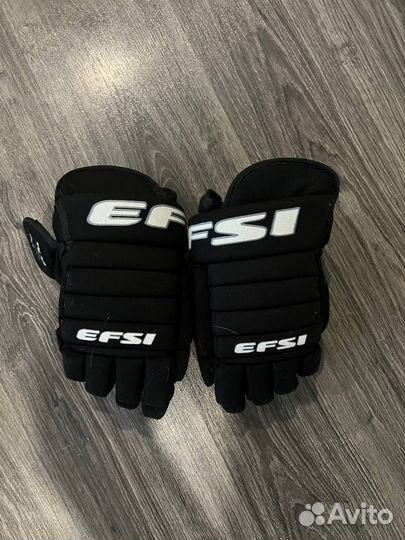 Краги хоккейные