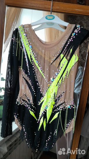 Купальник для художественной гимнастики