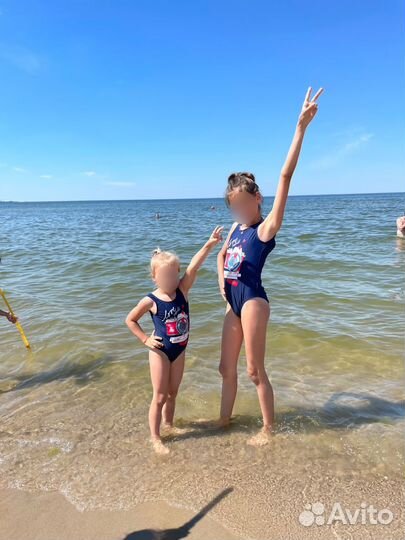 Парные купальники для сестренок