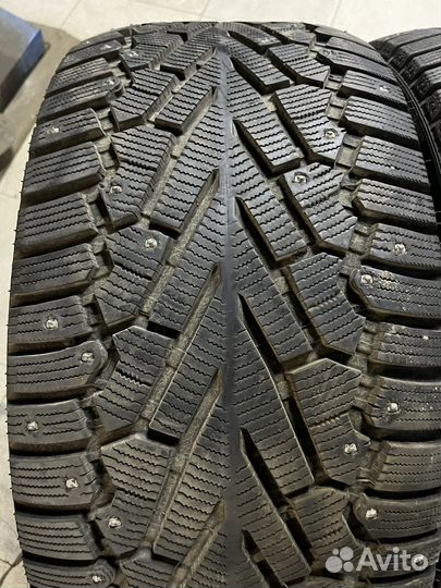 Pirelli Ice Zero 295/40 R21