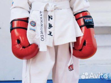 Перчатки для единоборств