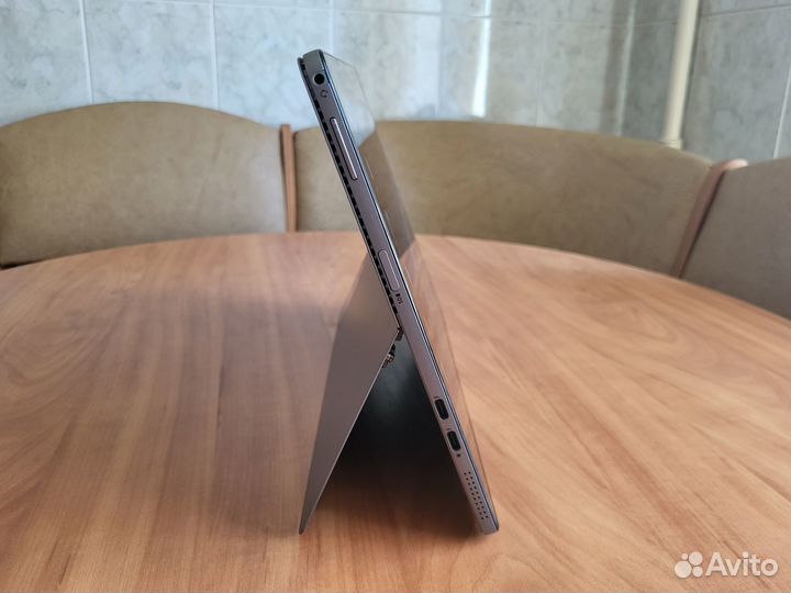 Dell Latitude 7210 2-in-1