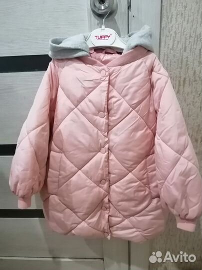 Куртка демисезонная для девочки р-р 104-110