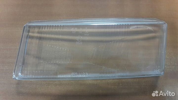 Стекла фар Skoda Octavia 1U 1996-2000, в наличии