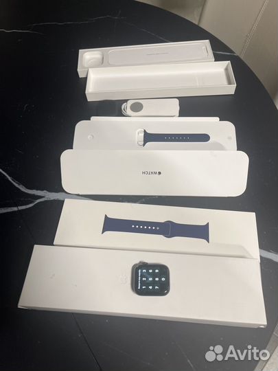 Часы apple watch 6 44 mm синий