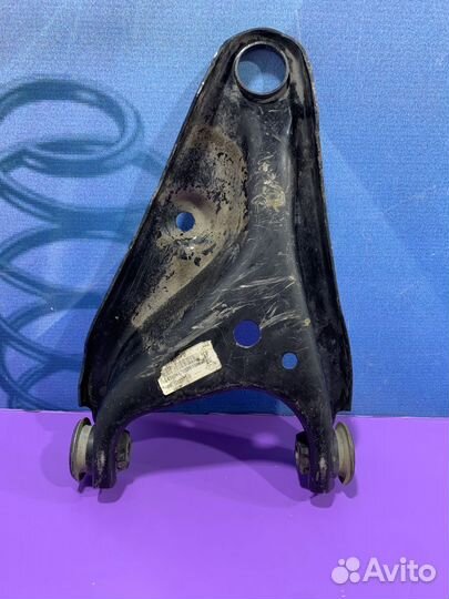 Рычаг подвески Renault sandero stepway Прав