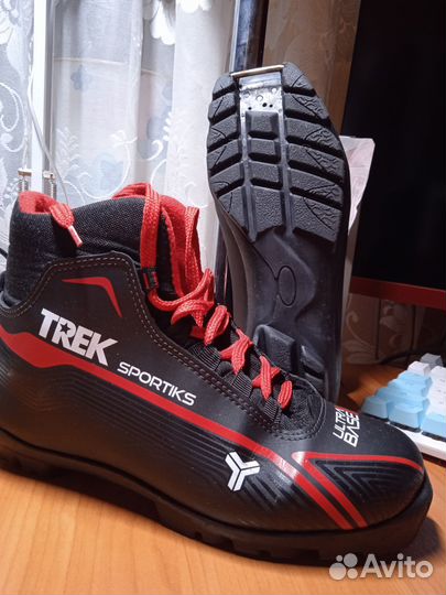 Лыжные ботинки 39