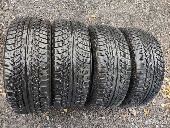 Gislaved Nord Frost 5 235/55 R17 103T